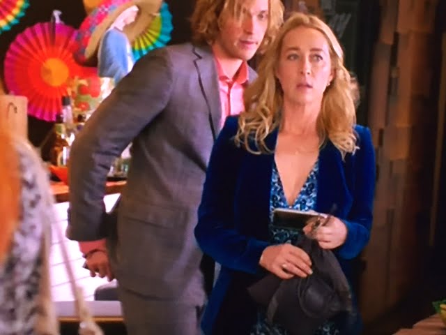 Rugged Hide - Wendy Cross Body Leather Bag - rainbowbags