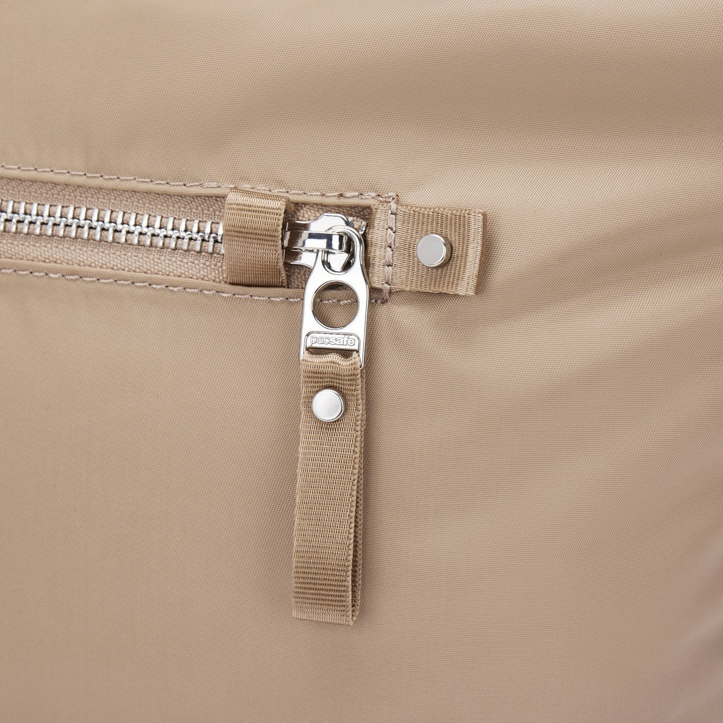 Pacsafe W Carryall Tote