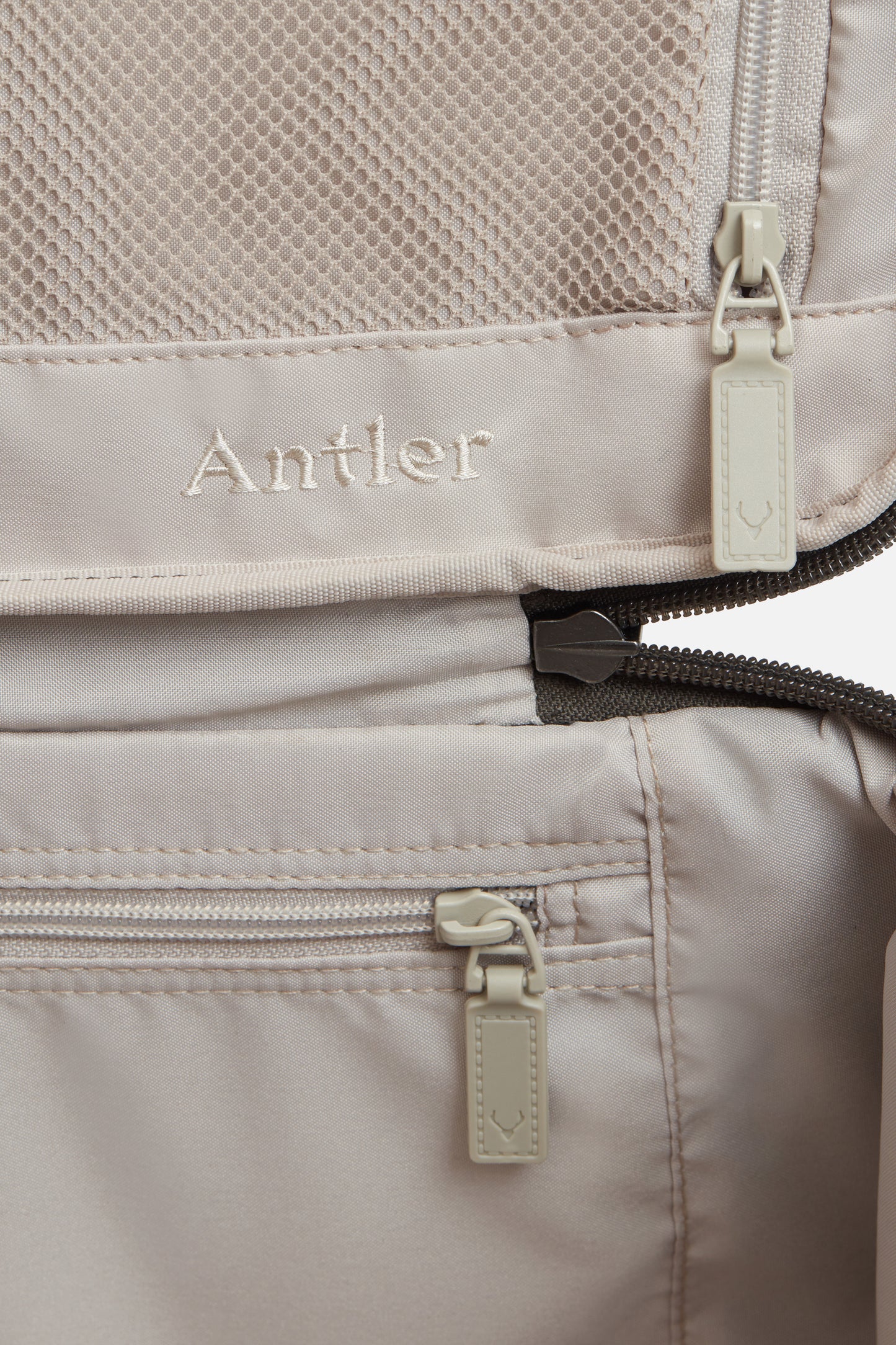 Antler Prestwick Sets in Khaki