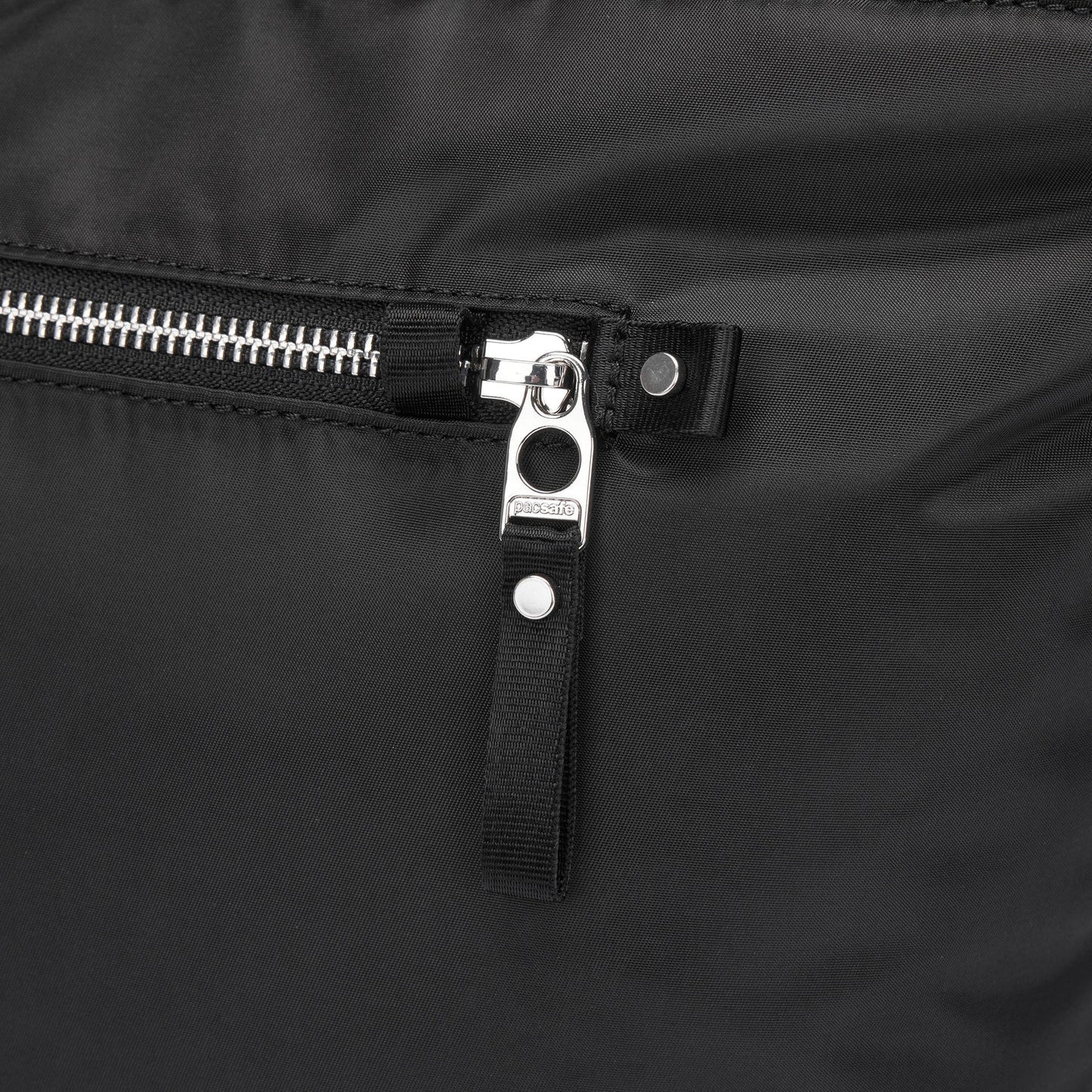 Pacsafe W Carryall Tote
