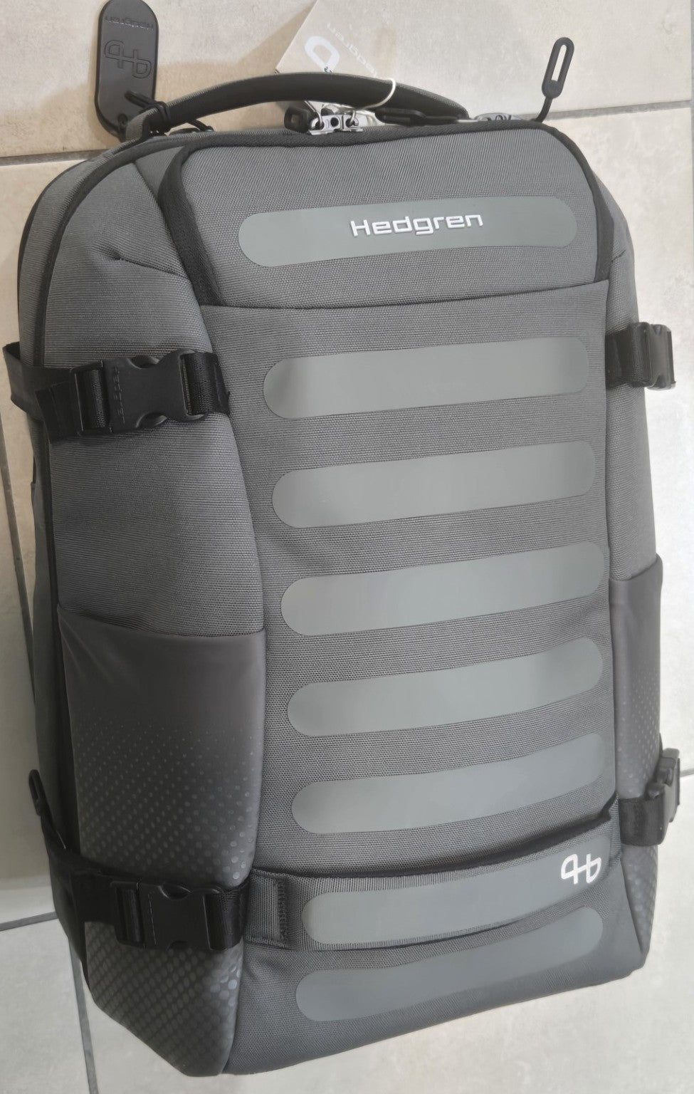 Hedgren Comby Trip Exp Travel Backpack 15,6" + RFID M Black Ink - Rainbow Bags