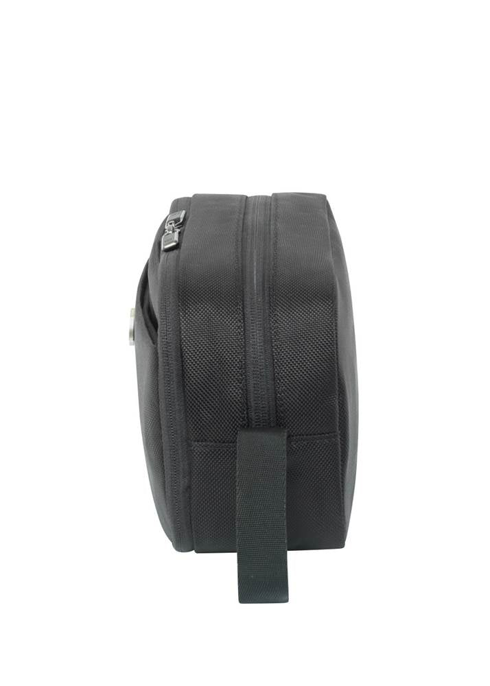 حقيبة أدوات الزينة من فيكتورينوكس ويركس ترافيلر 6.0 - أسود
