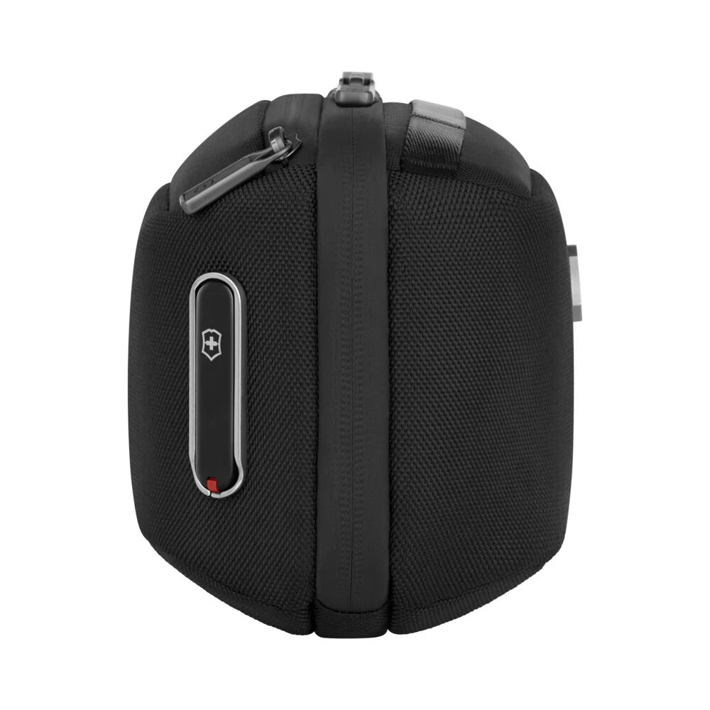 Victorinox - Werks Traveler 7.0 Toiletry Bag 653639
