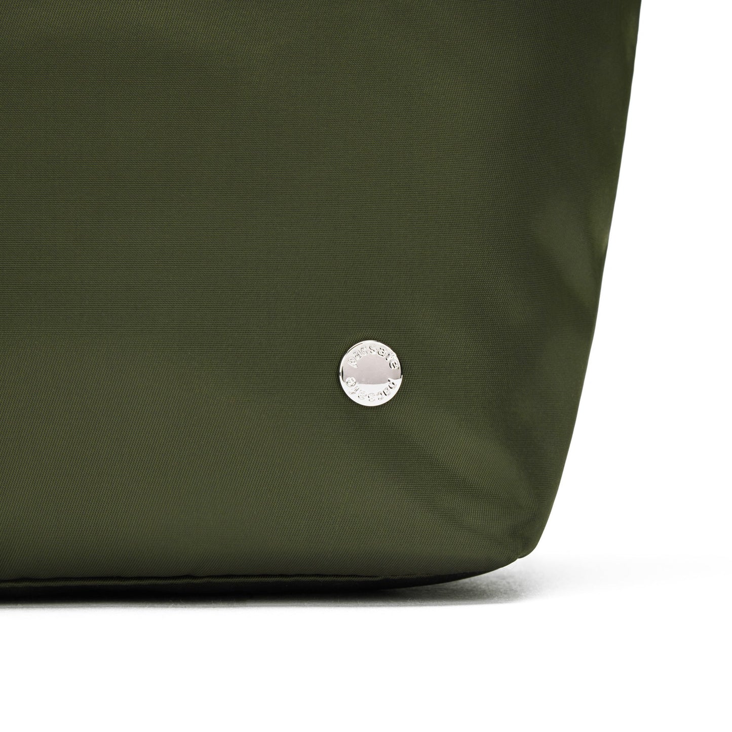 Pacsafe W Carryall Tote