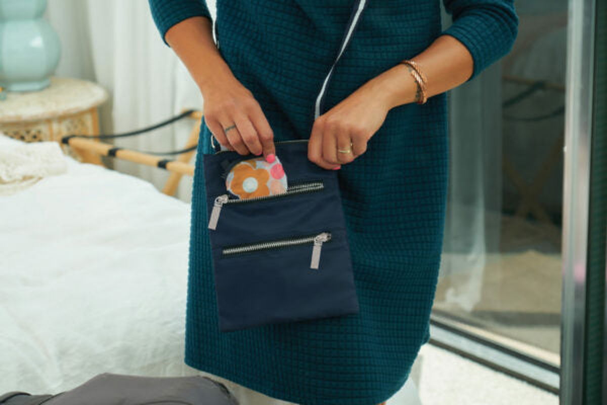 Annabel Trends A.T.Travel 3 Zip Bag Multi-Purpose Travel Safe Lightweight - rainbowbags