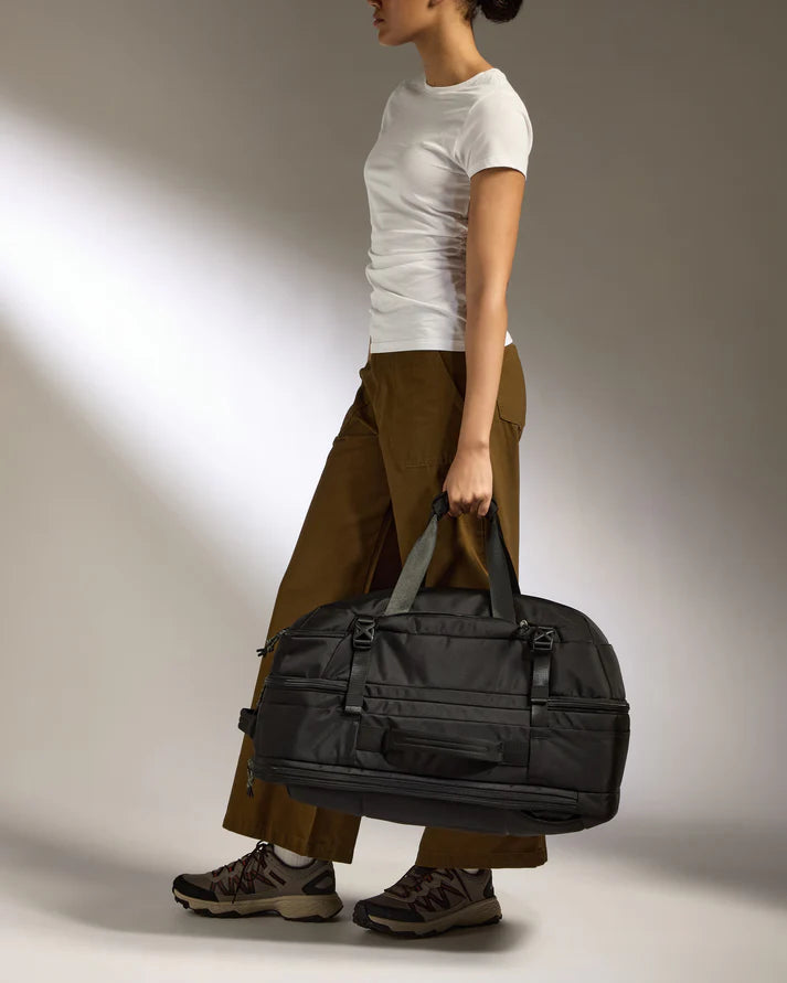 Antler - Discovery 60L Hybrid Duffle Backpack in Black