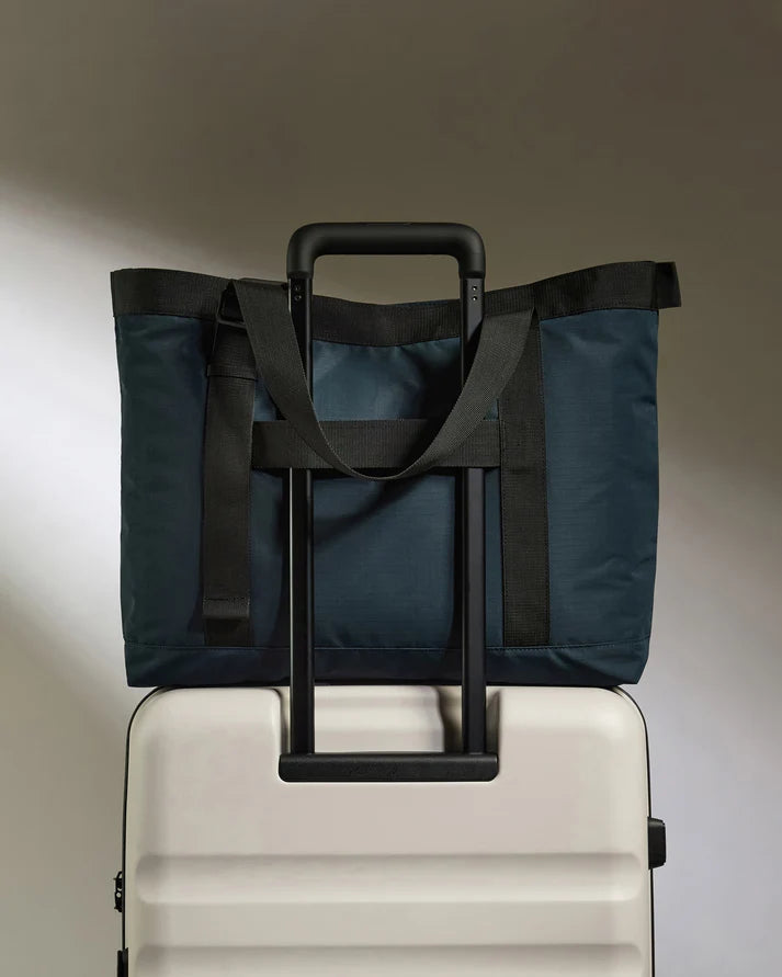 Antler - Essential Tote Bag in Navy
