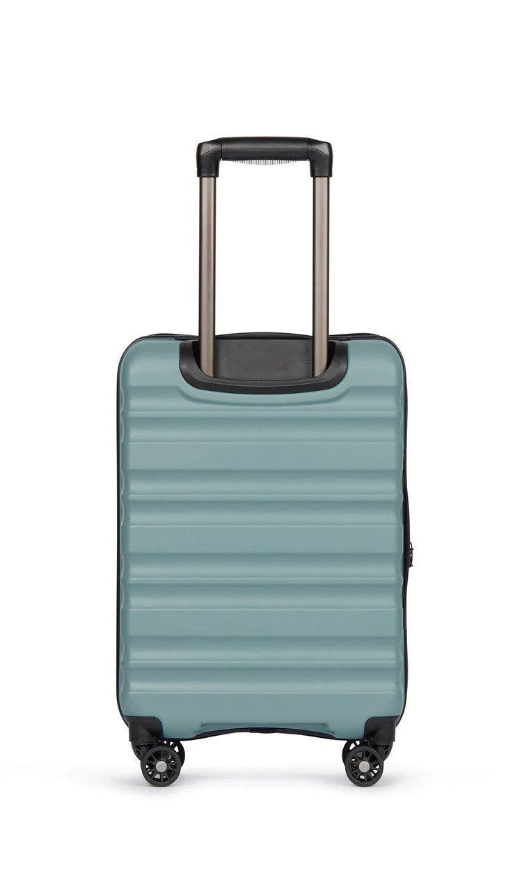 Antler Clifton 56cm Small Suitcase - rainbowbags