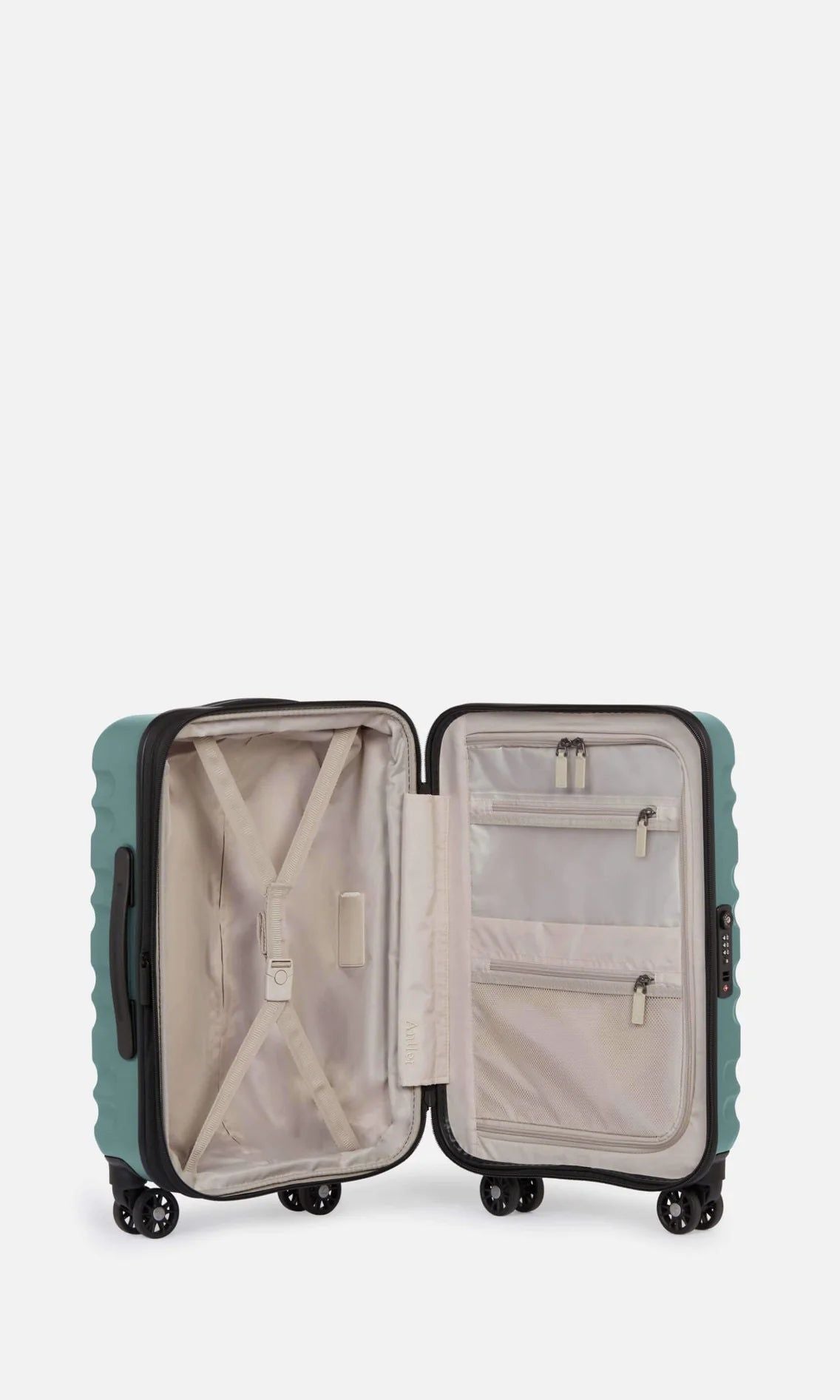 Antler Clifton 67cm medium Suitcase - rainbowbags