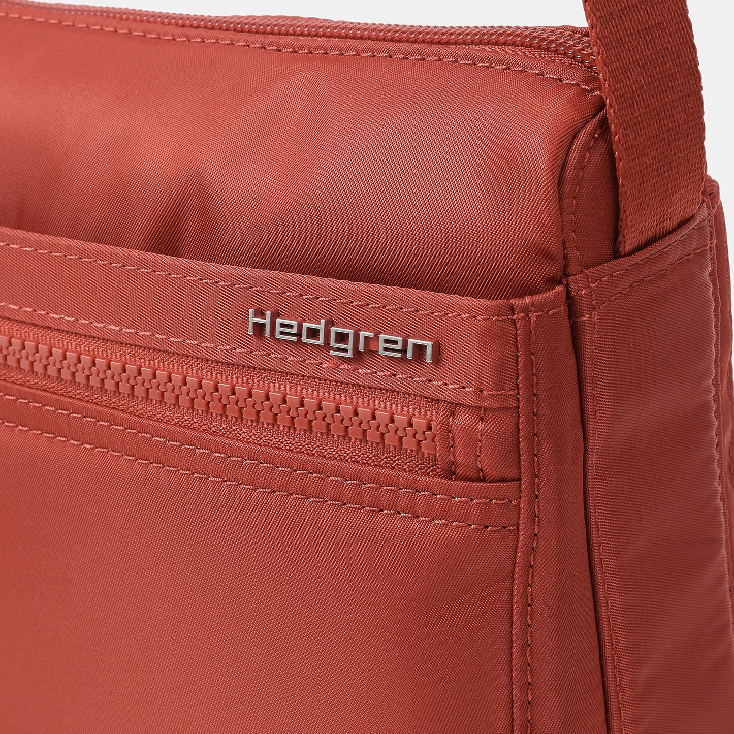 Hedgren EYE NEO Crossbody Bag with RFID Pocket in Dahlia Red - Rainbow Bags