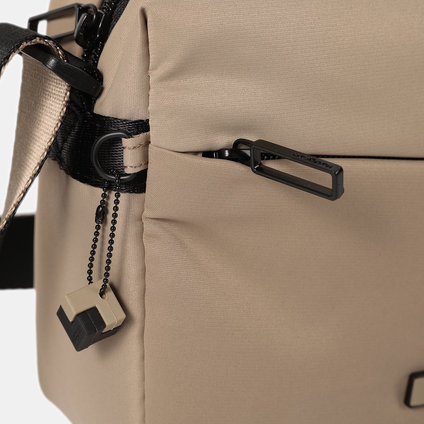 Hedgren NEUTRON Medium Crossbody Bag - Rainbow Bags