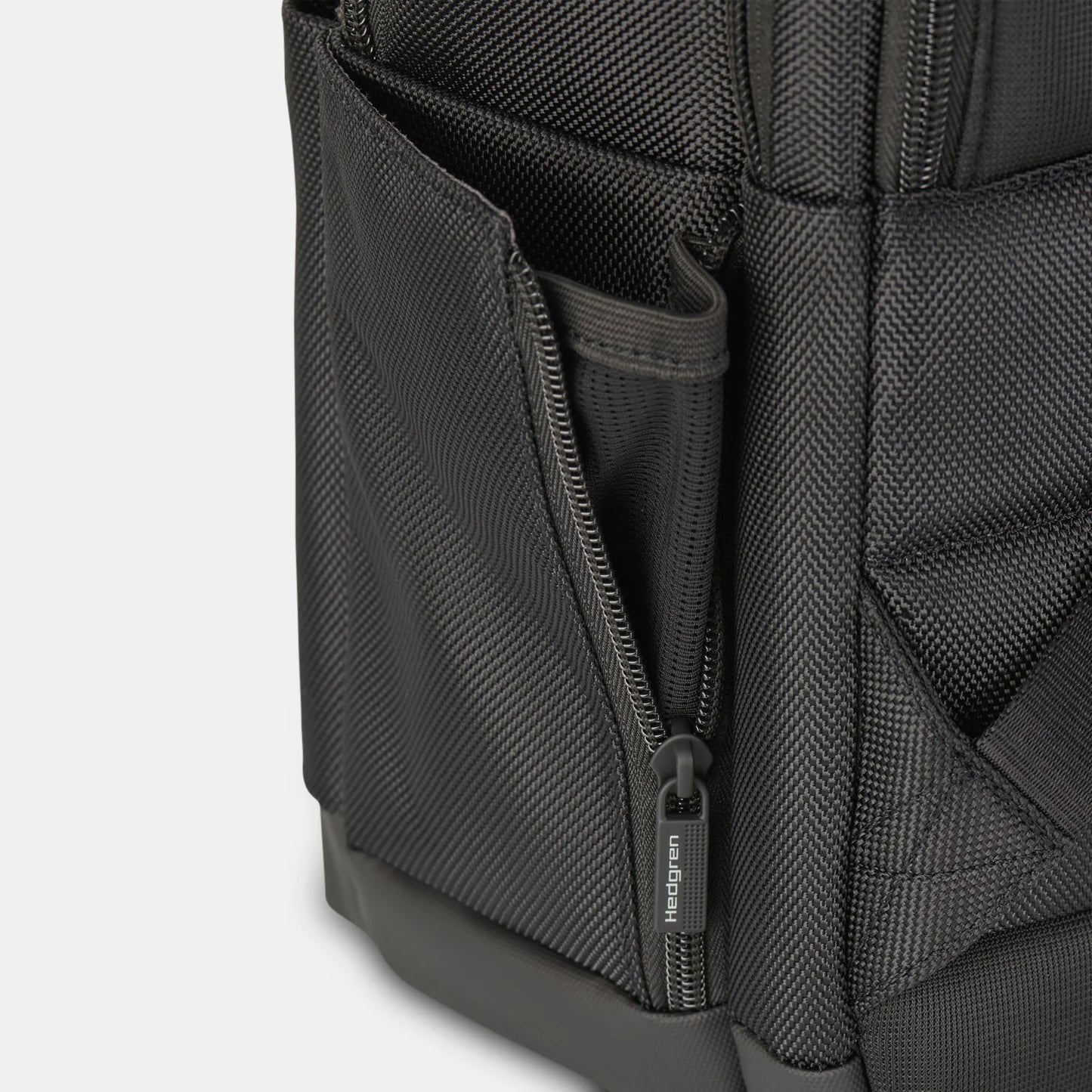 Hedgren Script 2 Comp Backpack 15.6" RFID