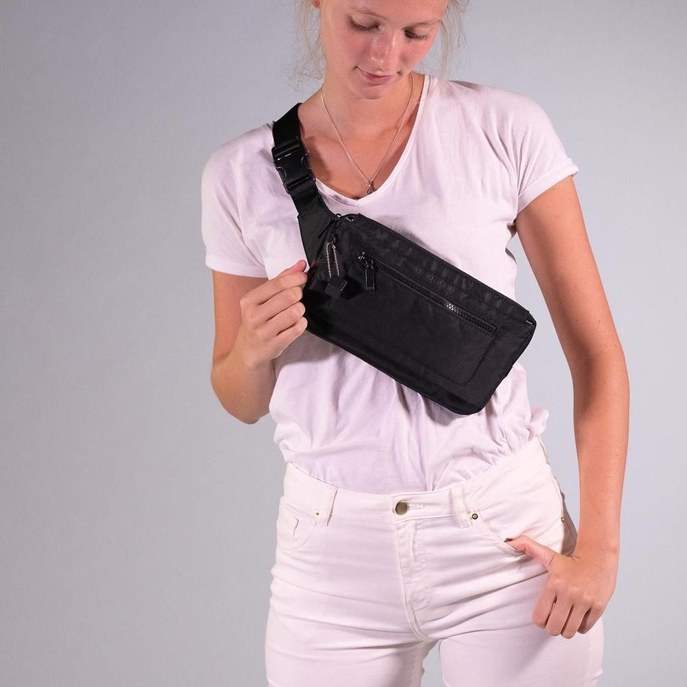 Hedgren ASHARUM Waist Bag with RFID Pocket black Rainbow Bags