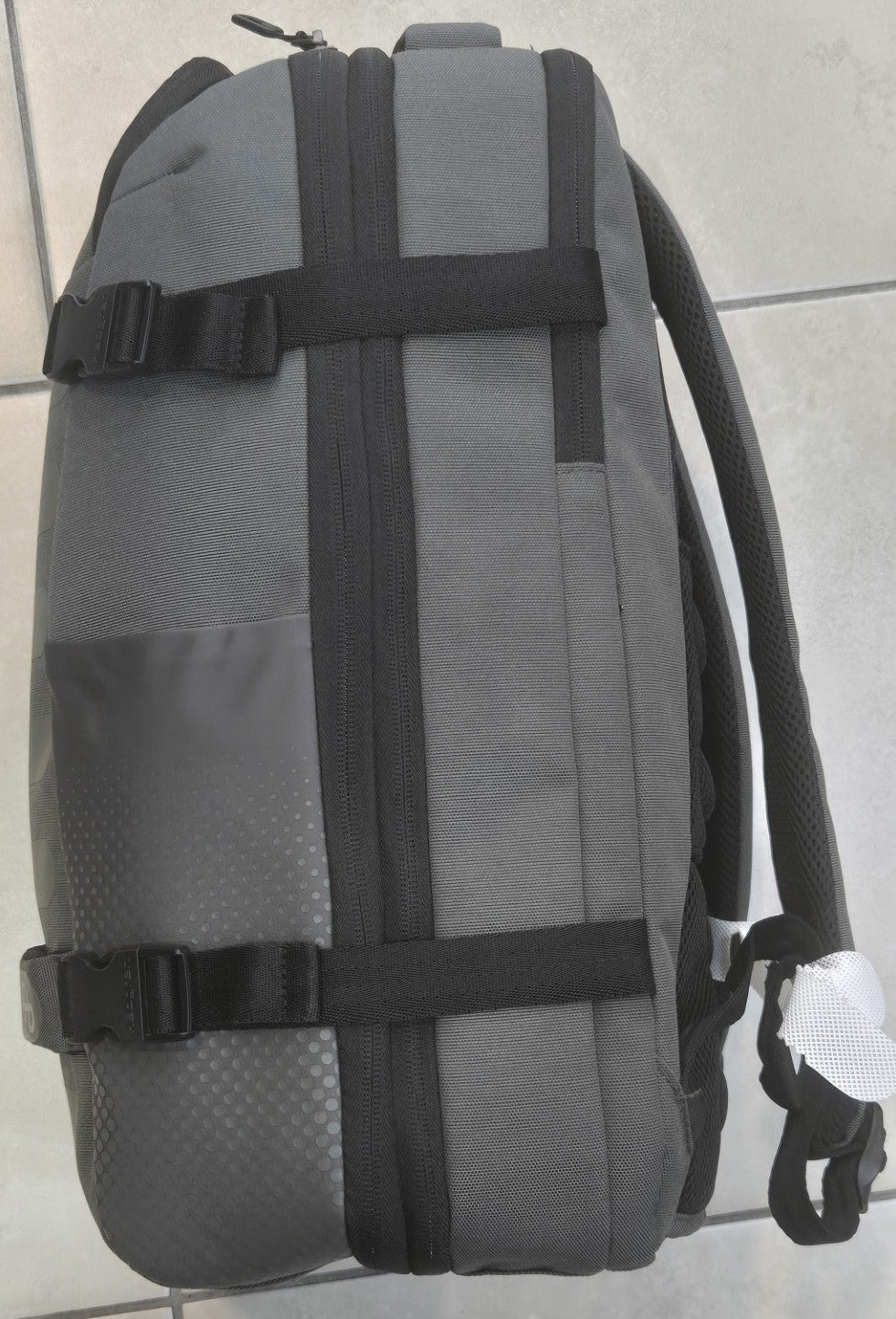 Hedgren Comby Trip Exp Travel Backpack 15,6" + RFID M Black Ink - Rainbow Bags