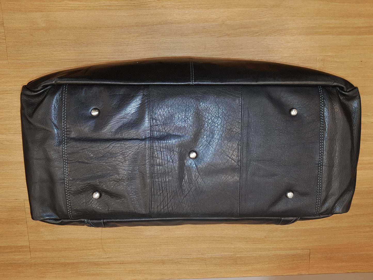 Rugged Hide - Travel Bag Leather Overnight Bag - rainbowbags